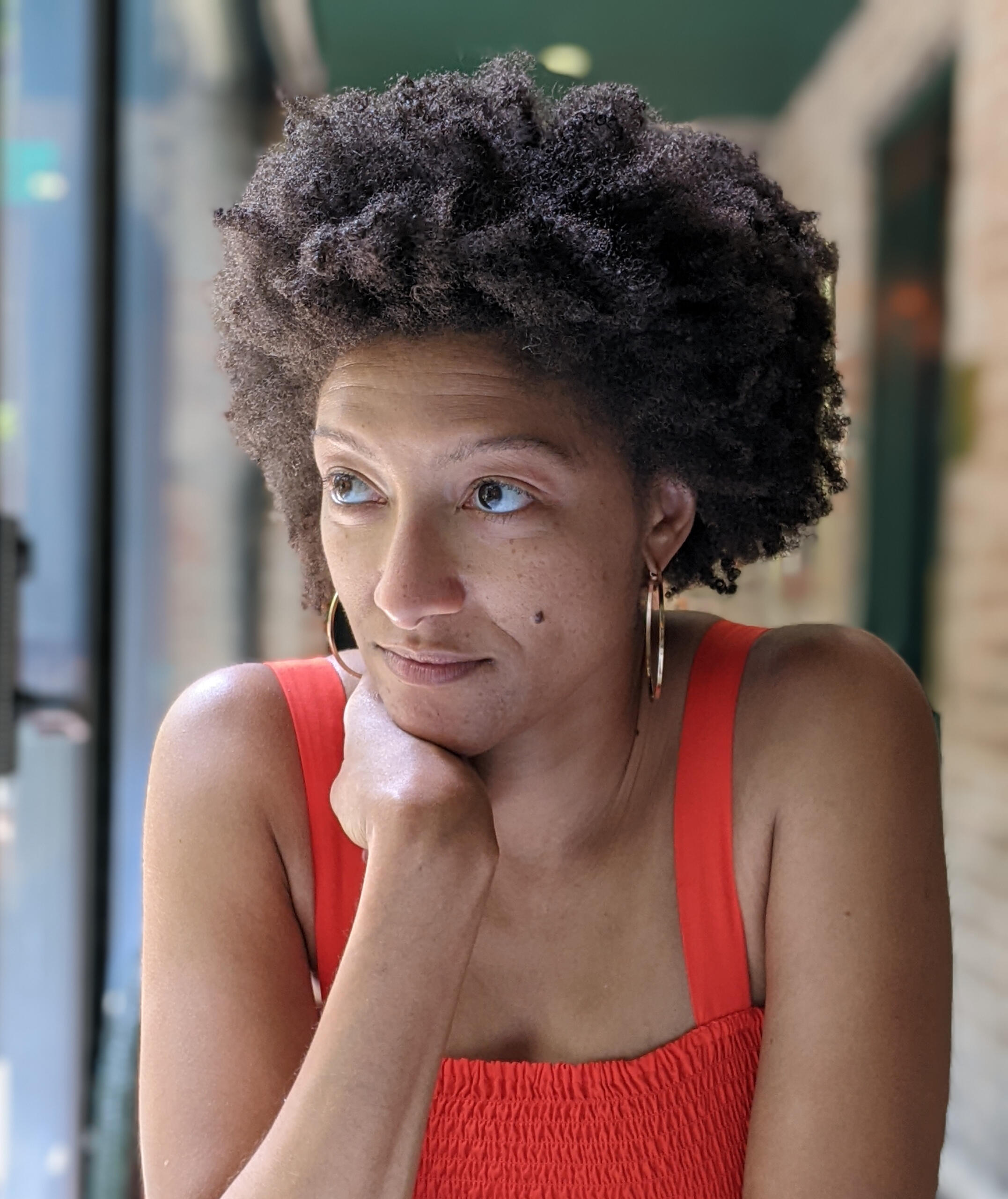 Nida Manzoor Headshot